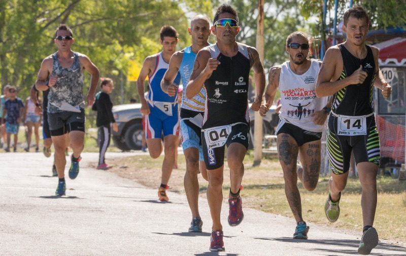 Laguna Cochicó: Competencia de Acuatlón