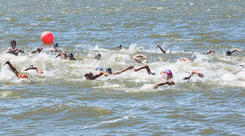 Laguna Cochicó: Competencia de Acuatlón