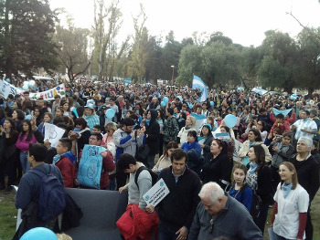 marchas por la vida en la sexta seccion