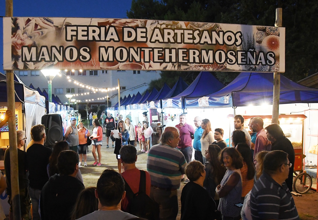 Monte Hermoso: Paseo de artesanos