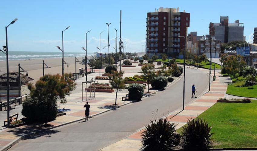 Vista de la costanera de Monte Hermoso.