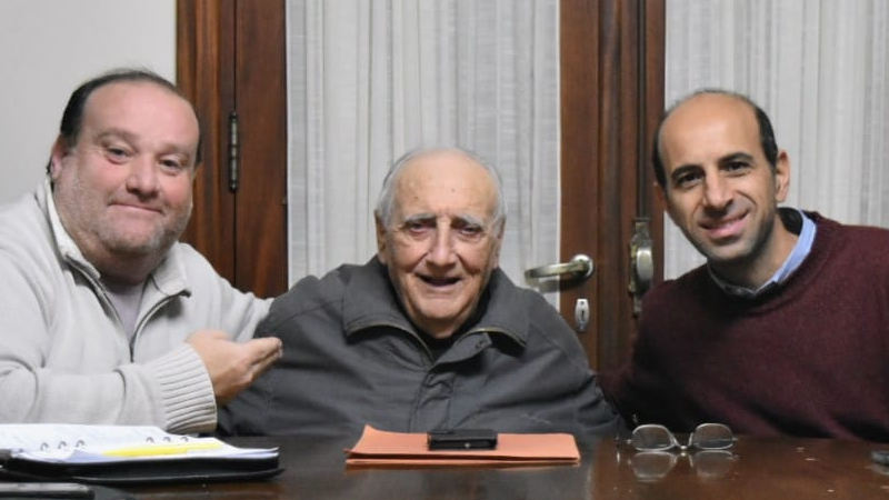 Monseñor Navarro Sergio Peysse y Mario Martín